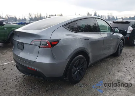 2024 Tesla Model Y Long Range Dual Motor All-Wheel Drive from USA, damaged, VIN 7SAYGDEE4RF178084